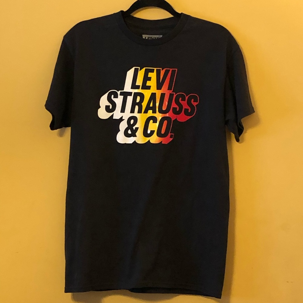 Preloved Levi Strauss & Co. Tee B8